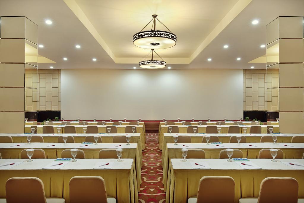 Mercure Pontianak City Center Eksteriør bilde