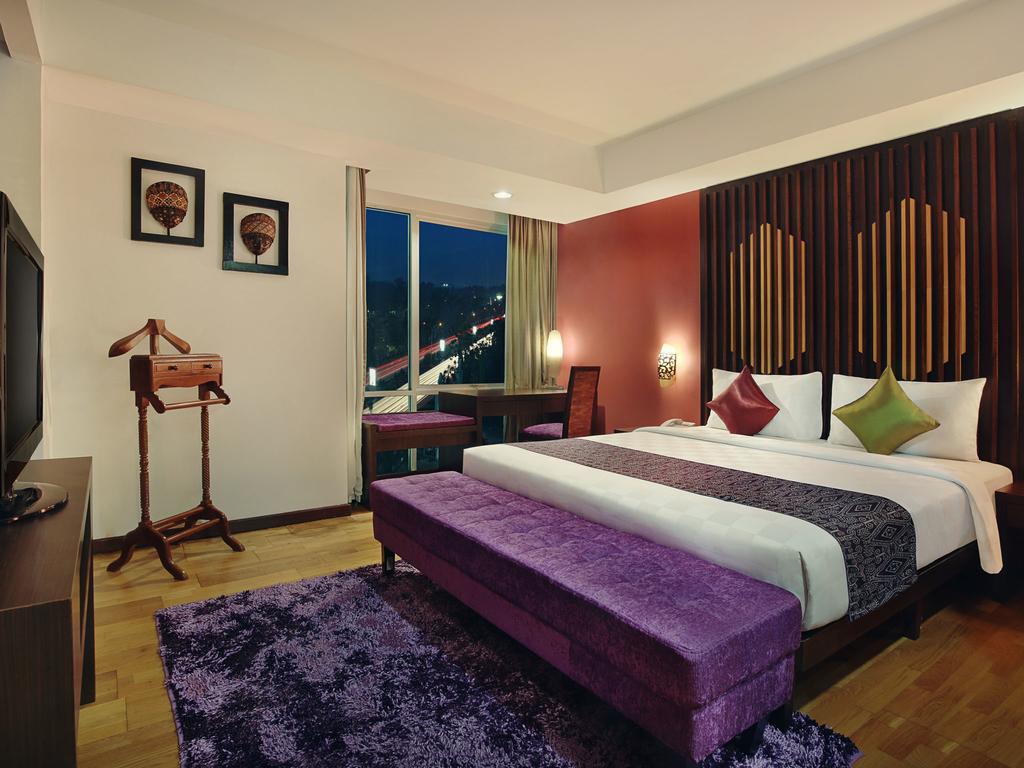 Mercure Pontianak City Center Eksteriør bilde