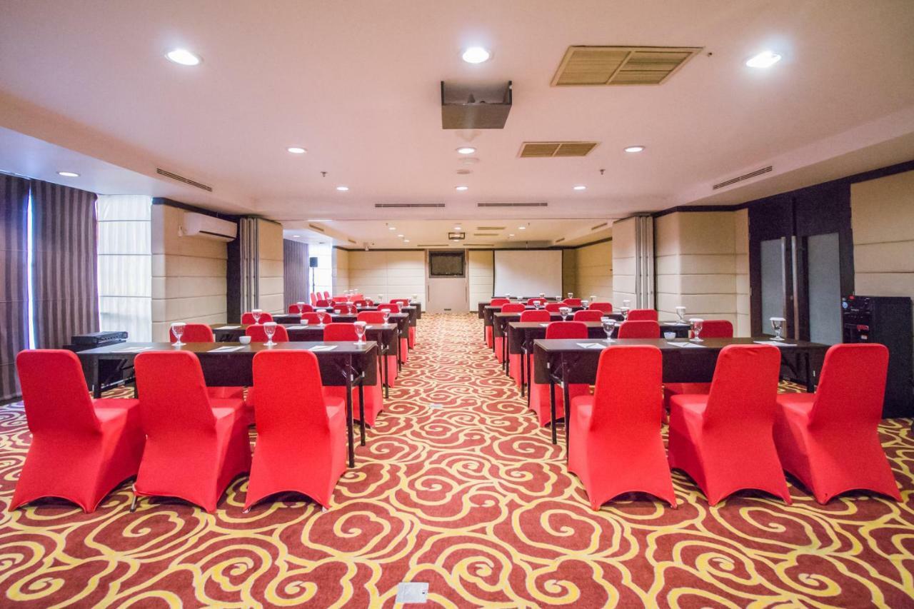 Mercure Pontianak City Center Eksteriør bilde