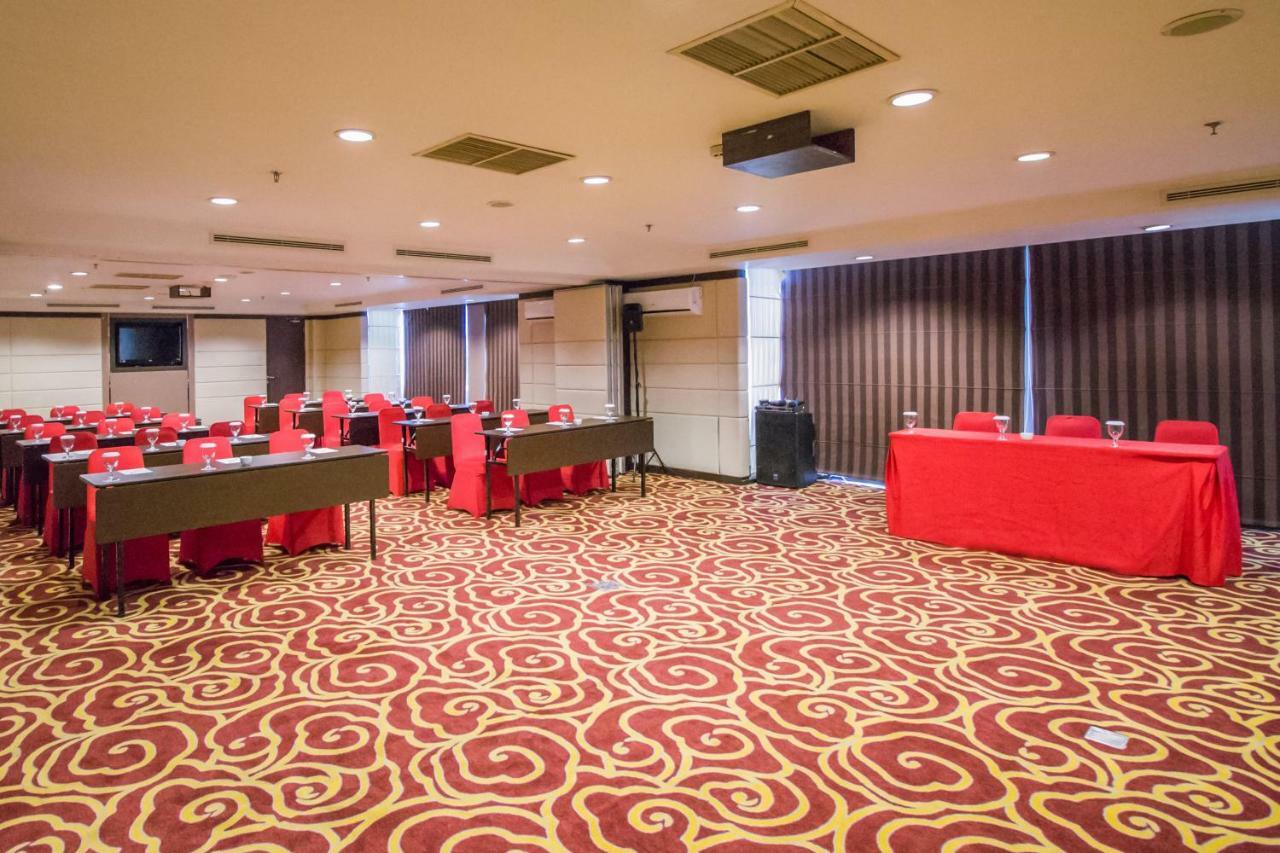 Mercure Pontianak City Center Eksteriør bilde