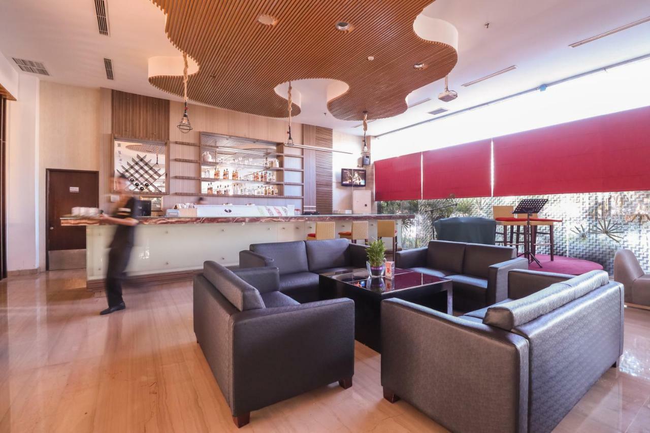 Mercure Pontianak City Center Eksteriør bilde